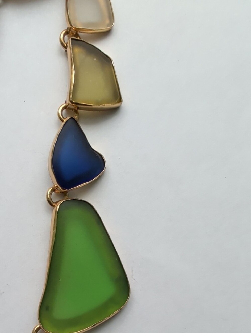Charles Albert Multicolor Sea Glass Necklace with Green Center - Picture 8 of 9
